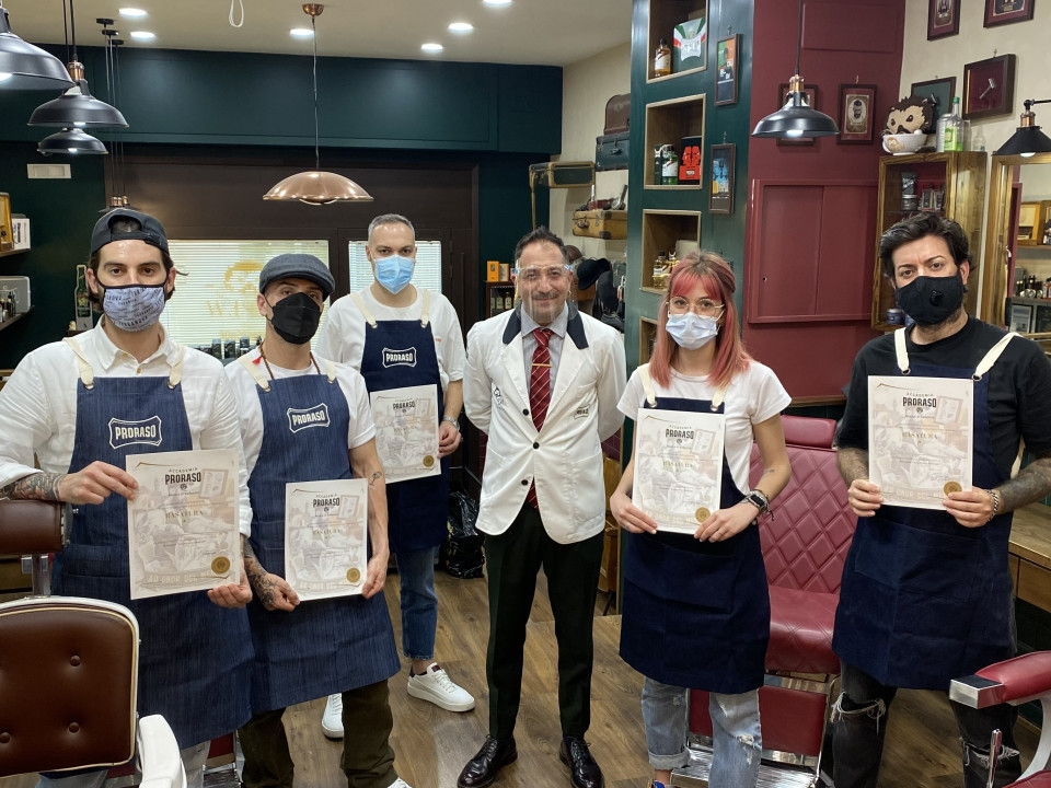 Corso di Rasatura/Regolazione barba - Accademia Proraso